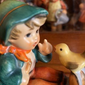 💙TM3 ‘Singing Lesson’ Hummel Goebel #63